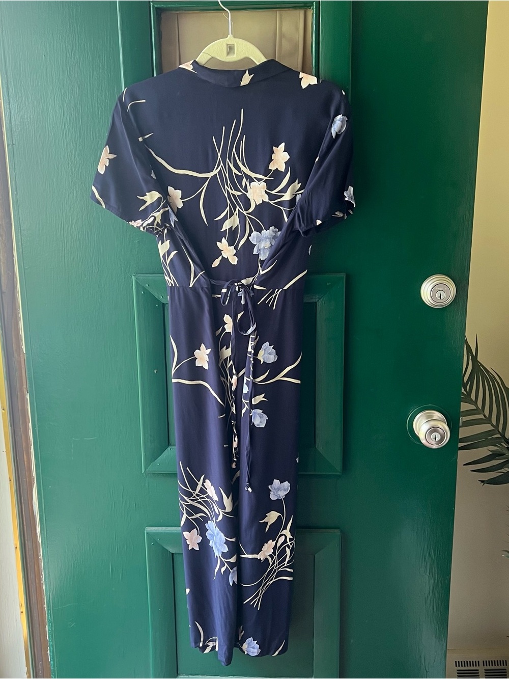 Classic Navy Floral Collared Midi Dress by Banana Republic - Picture 5 of 5